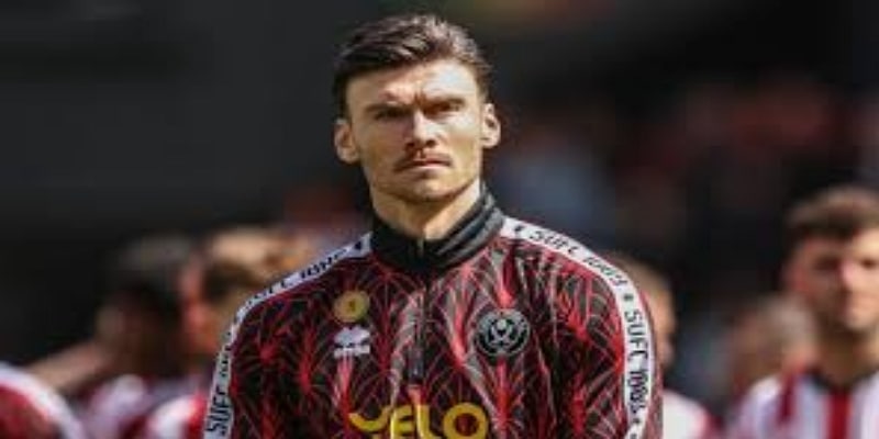 摩尔与雷克瑟姆的不解之缘：亚博体育视角-亚博体育