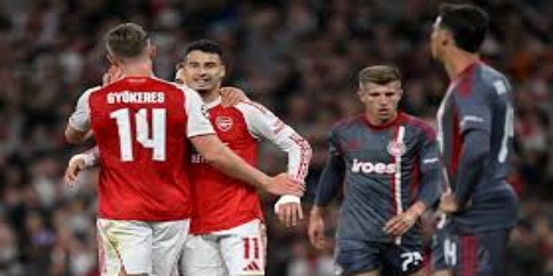 战术体系深度解析：瓜迪奥拉的修正与突破- 亚博体育